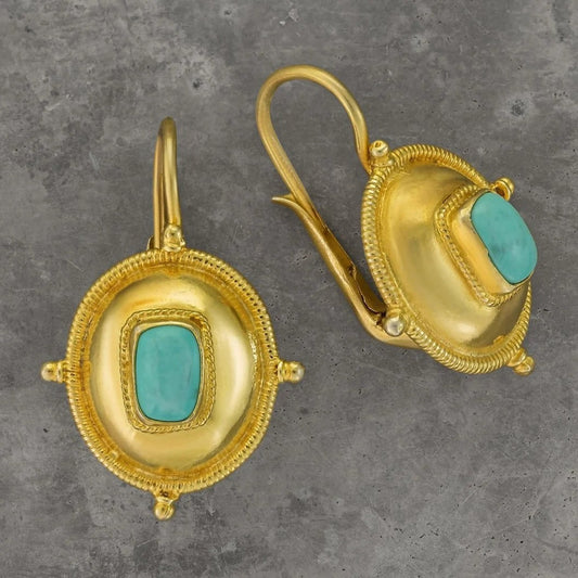 Classic Earring with Timeless Appeal