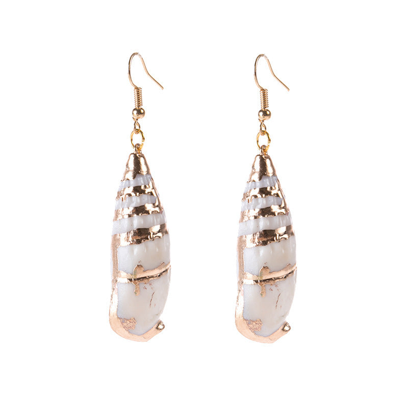 Beautiful Gold Earring with Unique Style