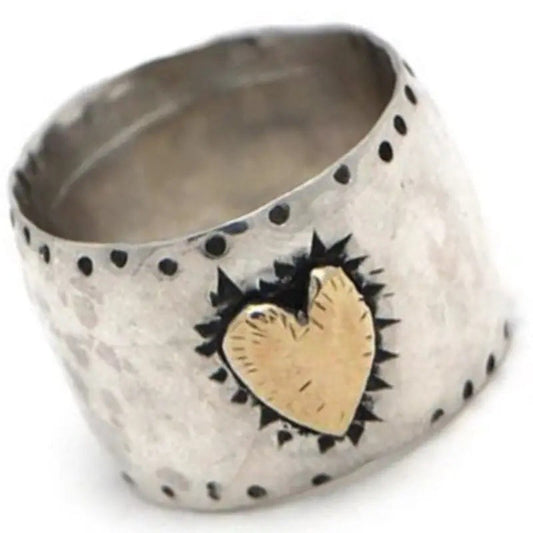 Classic Ring with Timeless Appeal