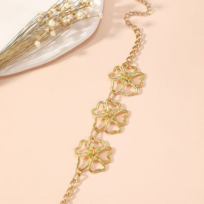 Classic Gold Bracelet with Timeless Appeal