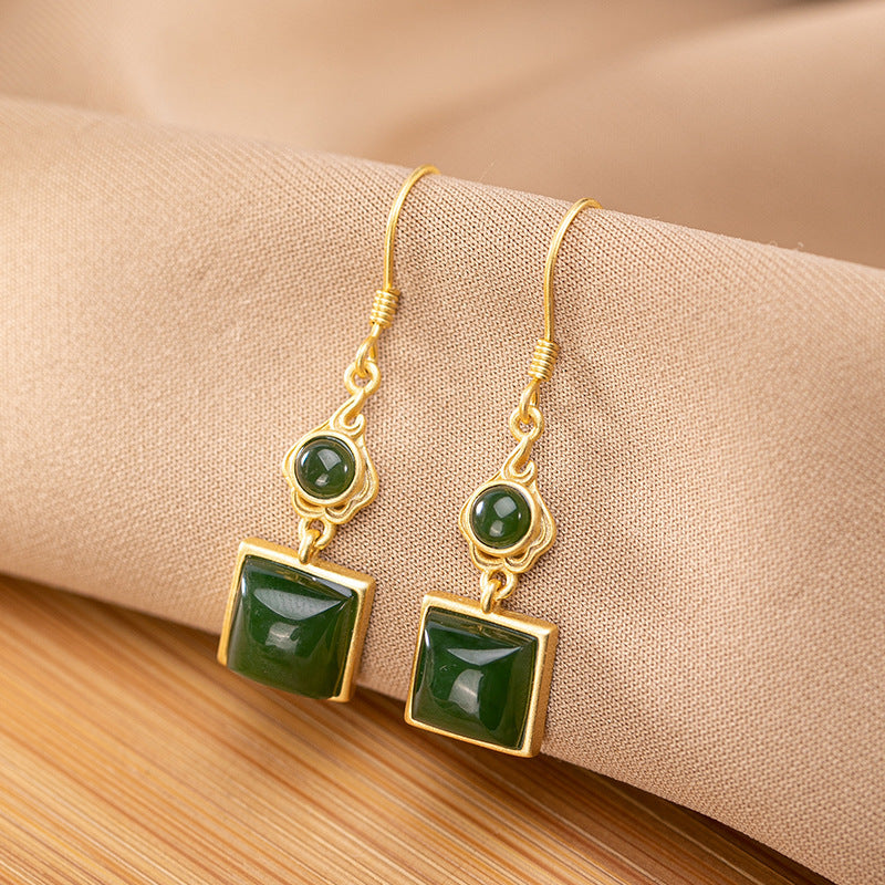 Beautiful Gold Earring with Unique Style