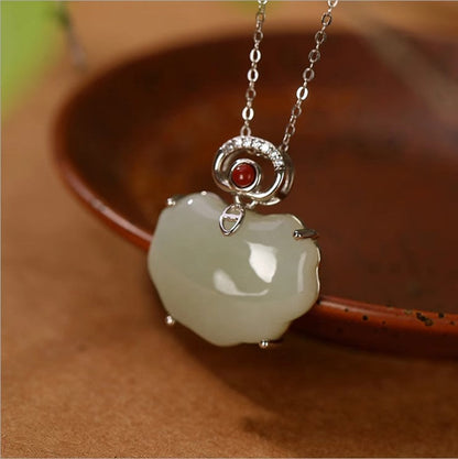 Beautiful Silver Set with Unique Style