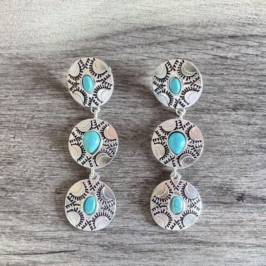 Charming Earring for Any Occasion