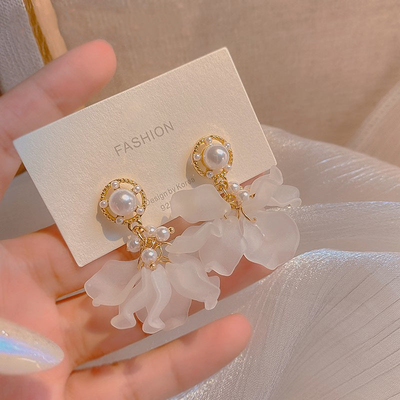 Elegant Pearl Earring for Every Occasion