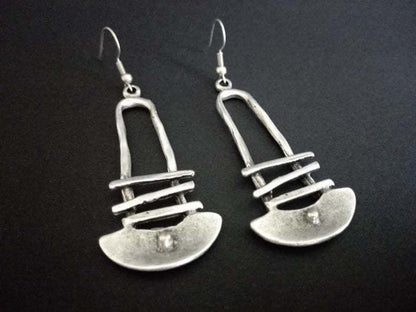 Classic Earring with Timeless Appeal