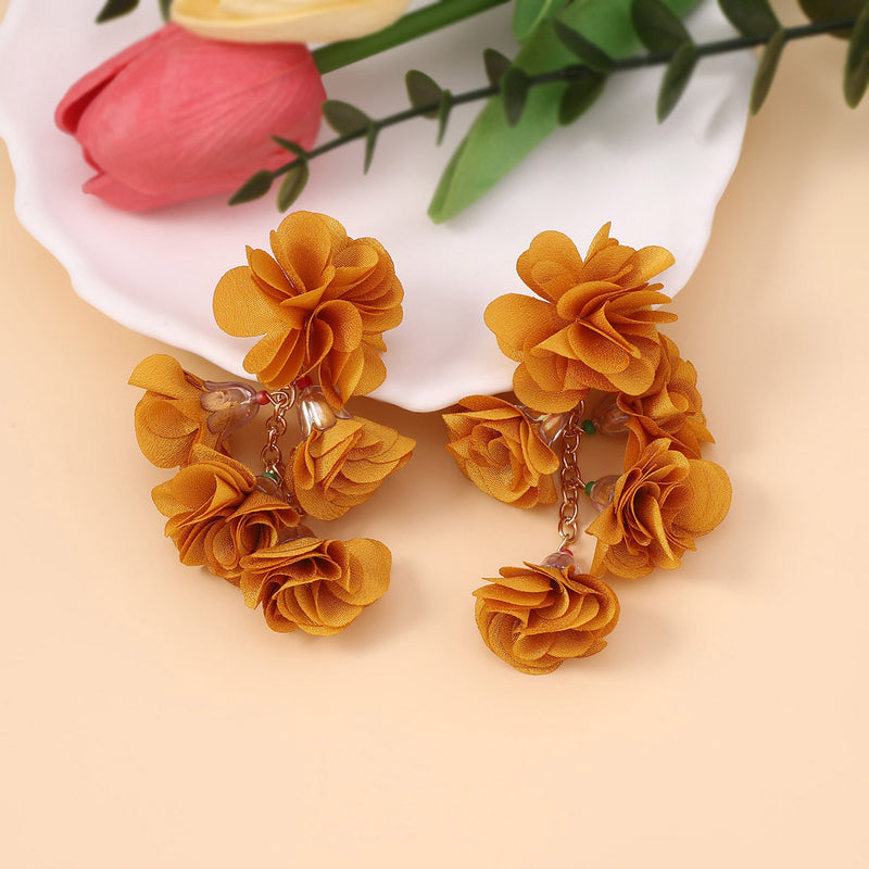 Charming Earring for Any Occasion