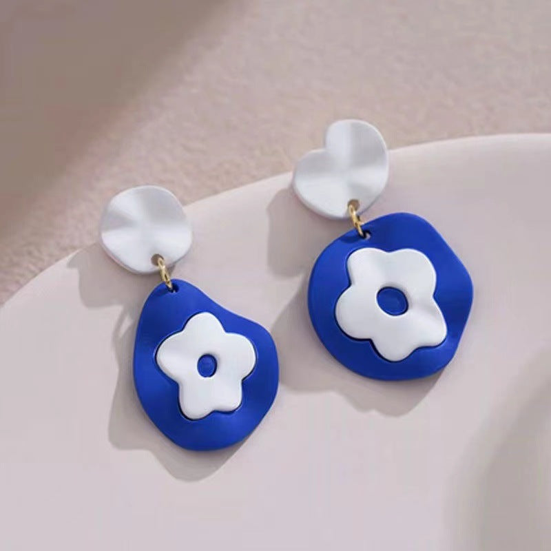 Stunning Earring for Daily Wear