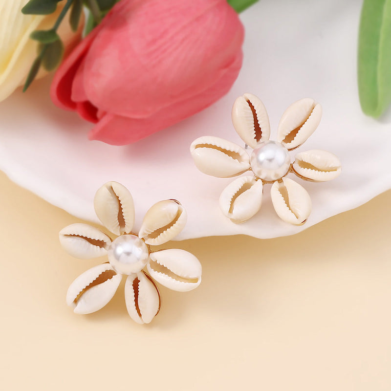 Delicate Artisan Pearl Earring