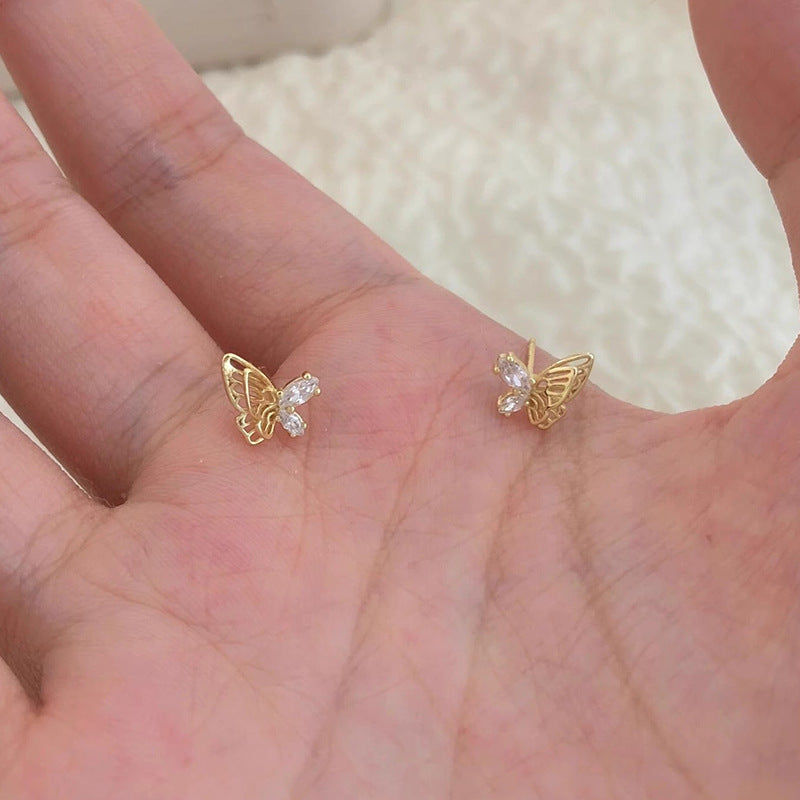 Beautiful Earring with Unique Style