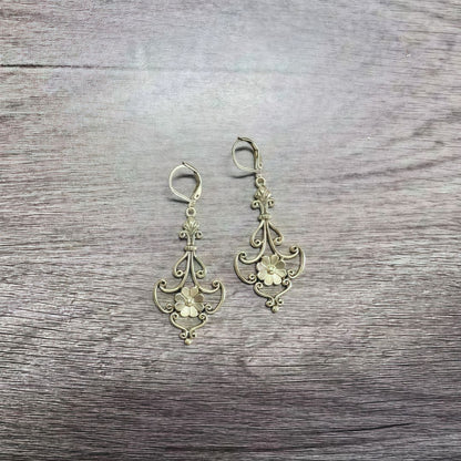 Vintage Handmade Earring