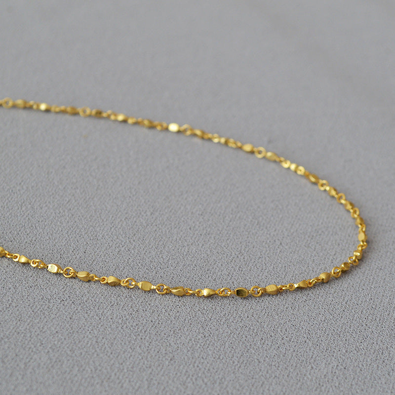 Beautiful Gold Necklace with Unique Style