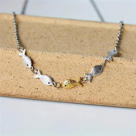 Romantic Gold Necklace for Special Moments