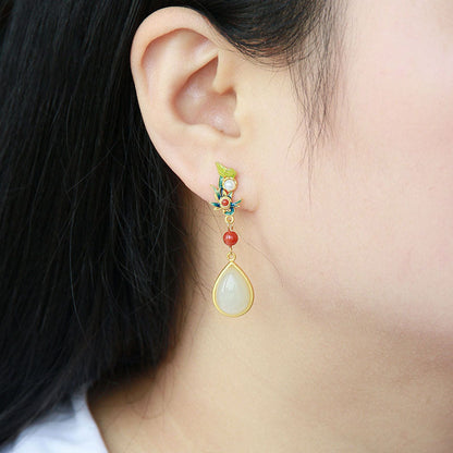 Beautiful Gold Earring with Unique Style