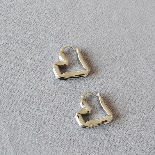 Elegant Gold Earring for Every Occasion