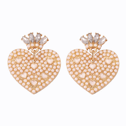 Charming Pearl Earring for Any Occasion