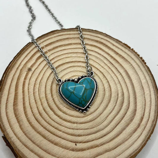 Charming Necklace for Any Occasion