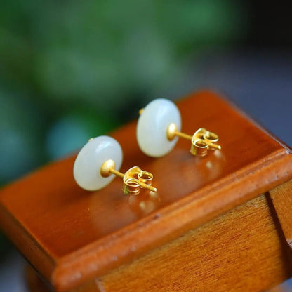 Beautiful Gold Earring with Unique Style