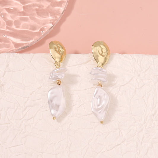 Charming Pearl Earring for Any Occasion