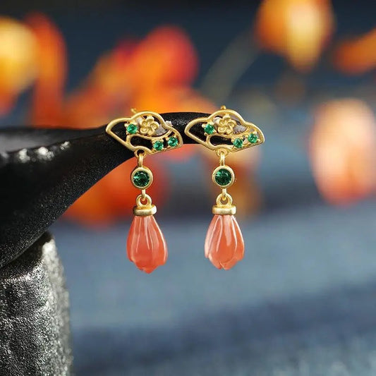 Elegant Gold Earring for Every Occasion