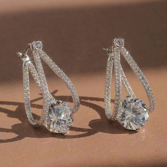 Charming Earring for Any Occasion