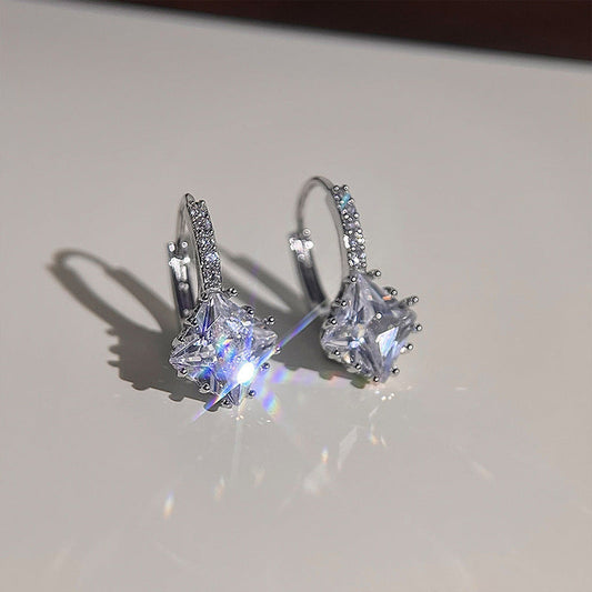 Elegant Earring for Every Occasion