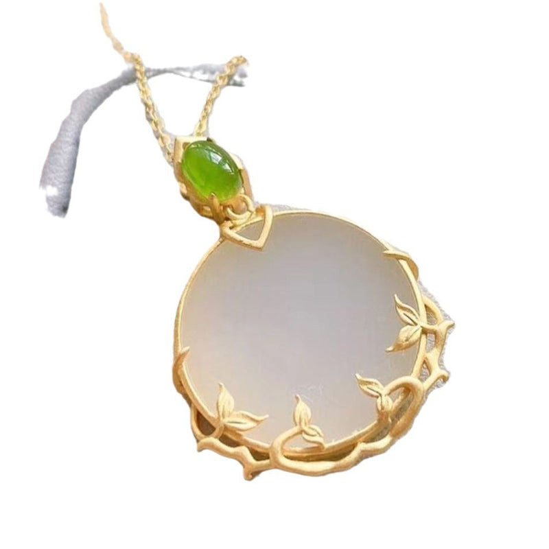 Charming Gold Necklace for Any Occasion