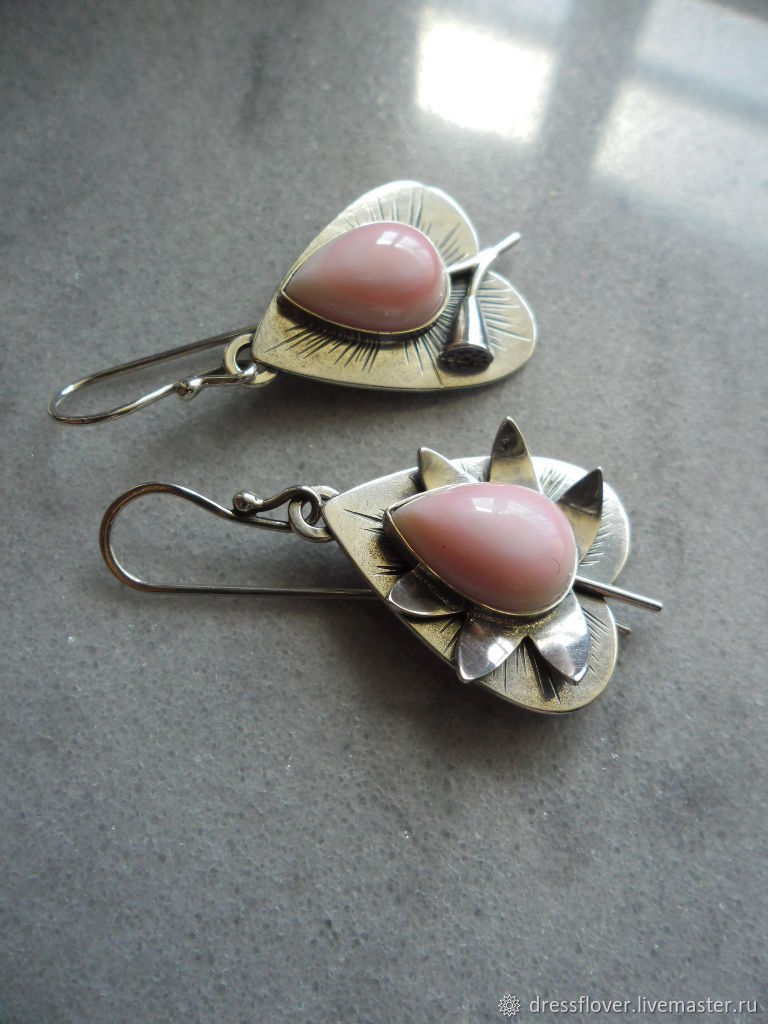Beautiful Earring with Unique Style