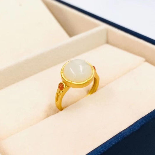 Romantic Gold Ring for Special Moments
