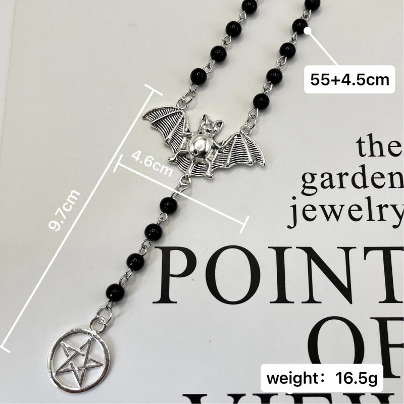 Classic Silver Necklace with Timeless Appeal