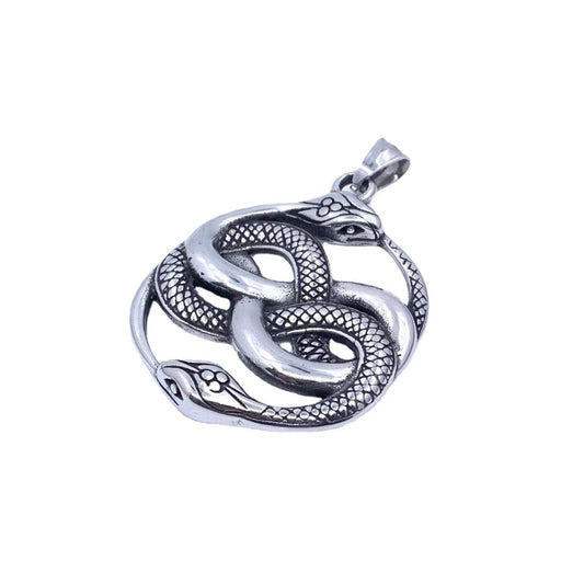 Charming Pendant for Any Occasion