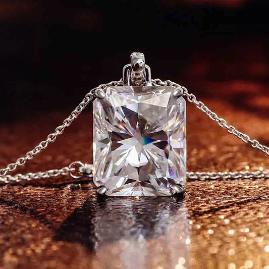 Classic Necklace with Timeless Appeal