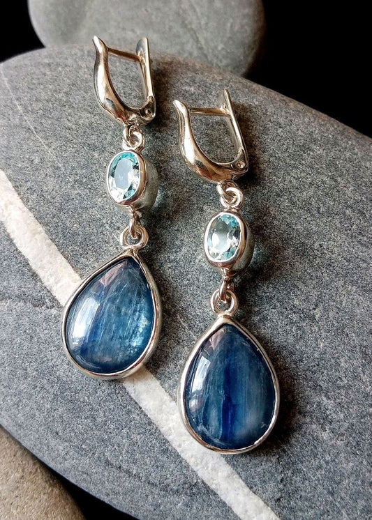 Delicate Artisan Silver Earring