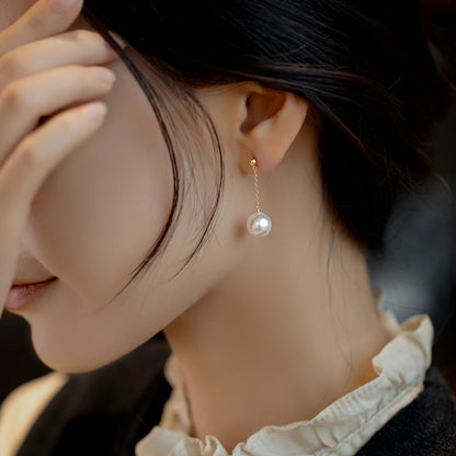 Charming Pearl Earring for Any Occasion