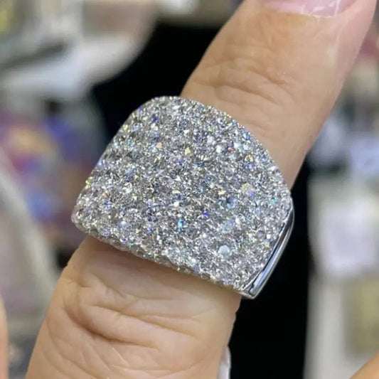 Beautiful Piece with Unique Style