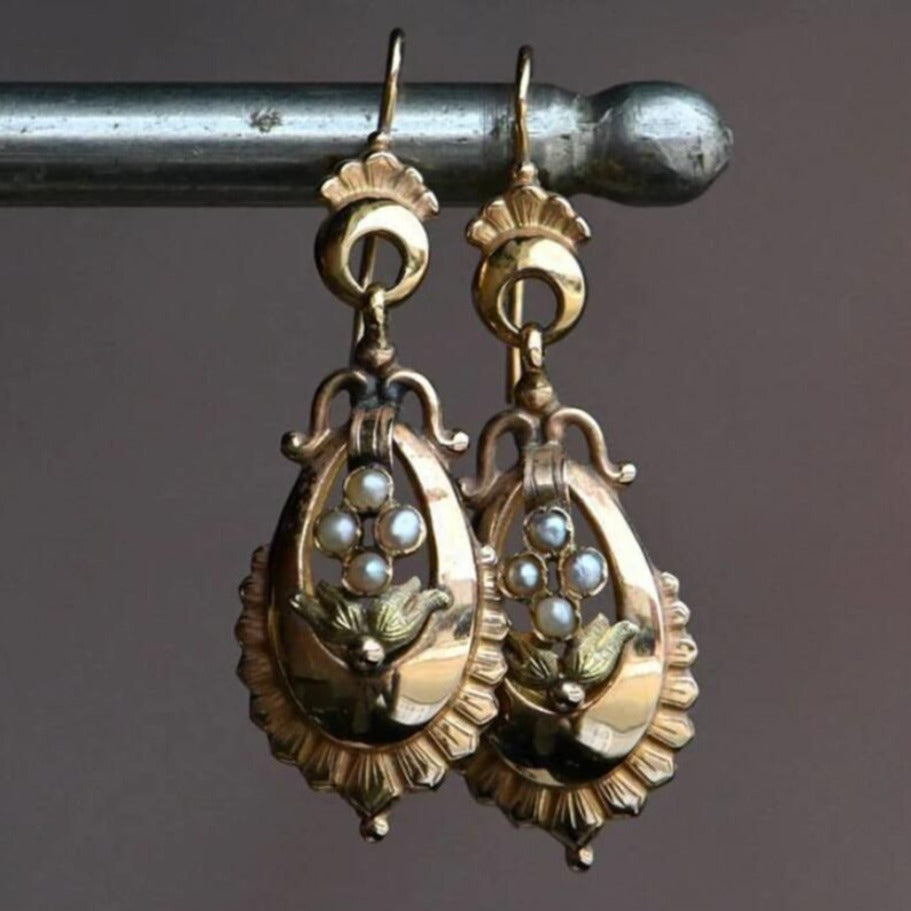 Delicate Artisan Pearl Earring