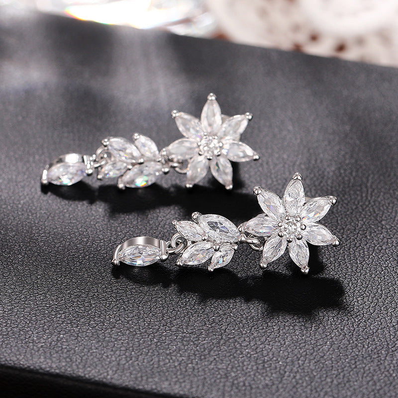 Stunning Earring for Daily Wear