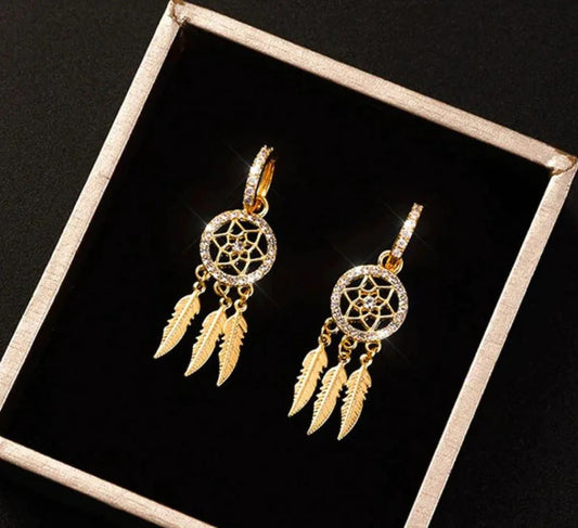 Romantic Silver Earring for Special Moments