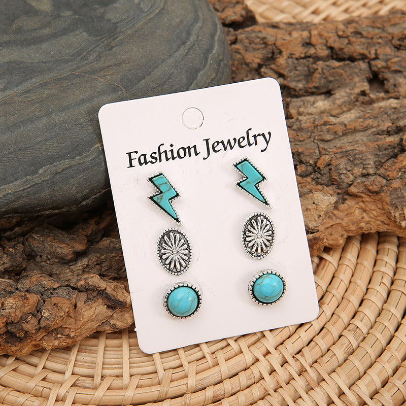 Classic Earring with Timeless Appeal