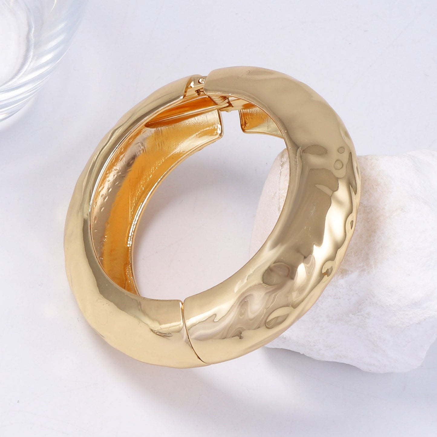 Stunning Bracelet for Daily Wear