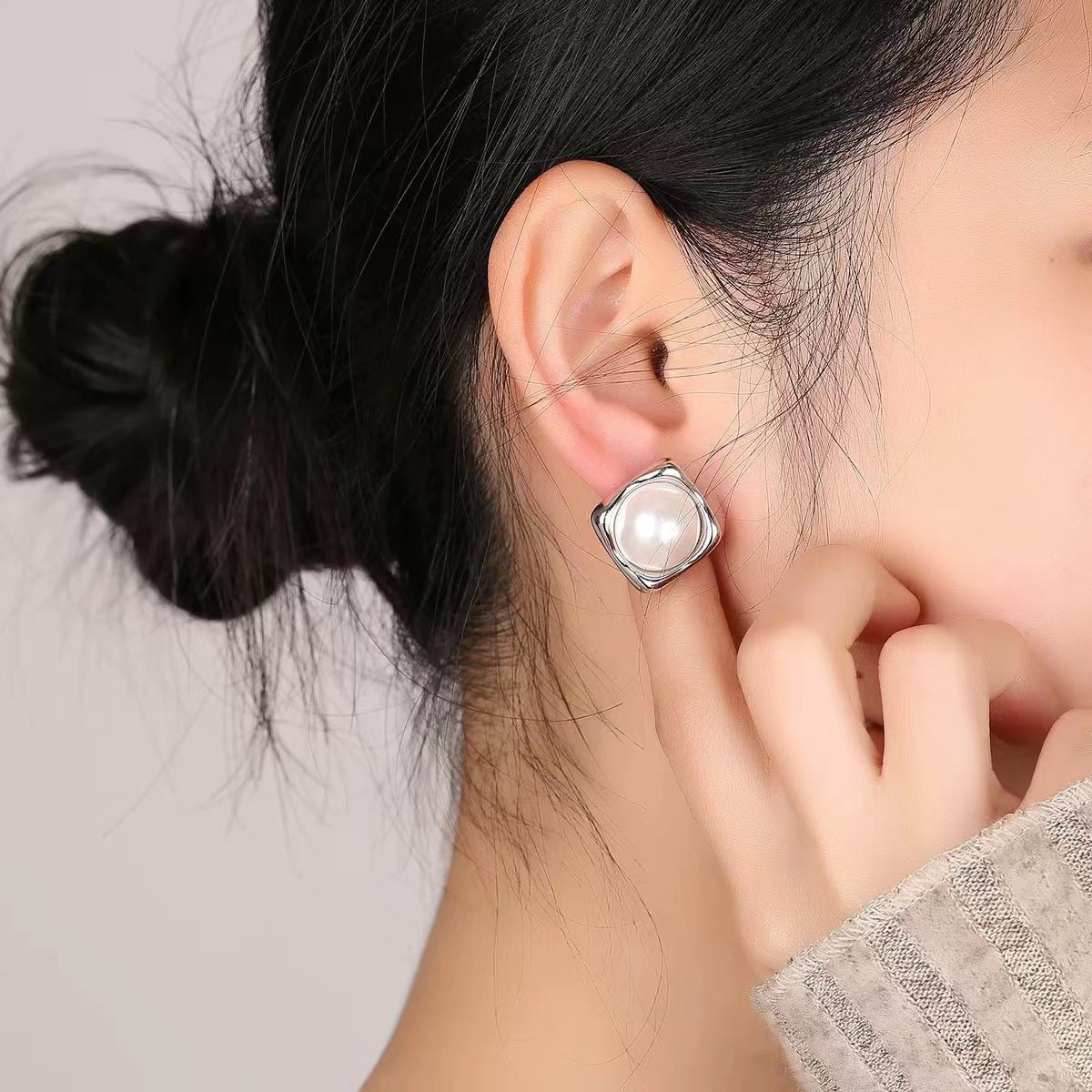 Delicate Artisan Pearl Earring