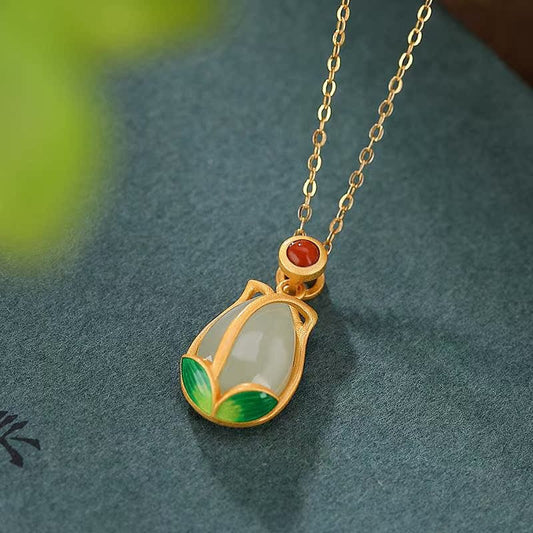 Classic Necklace with Timeless Appeal