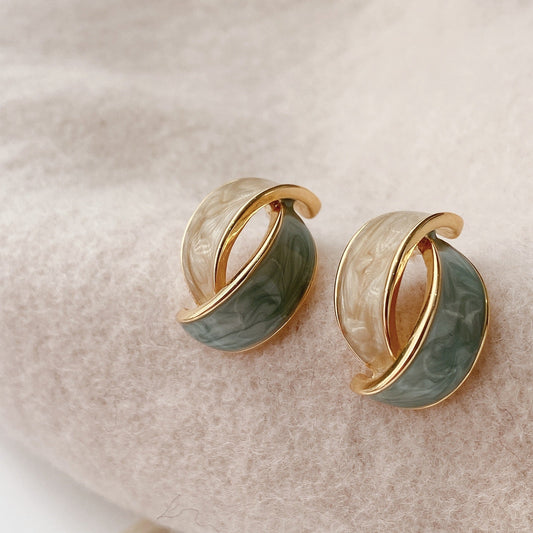Elegant Earring for Every Occasion
