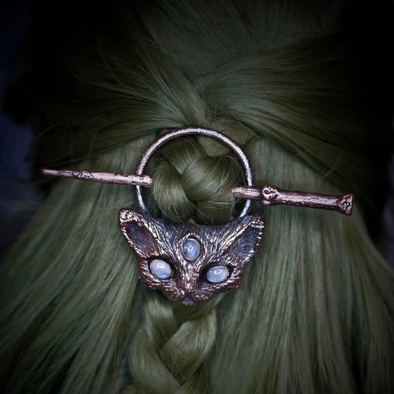 Charming Piece for Any Occasion