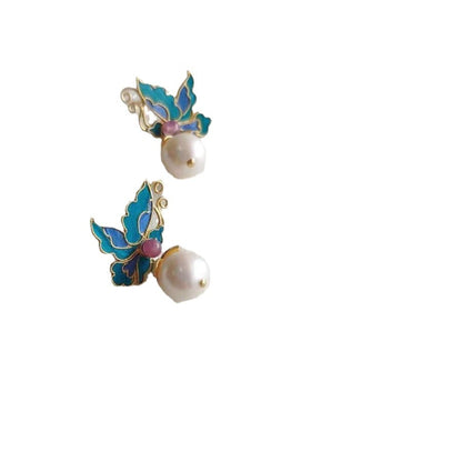 Charming Pearl Earring for Any Occasion