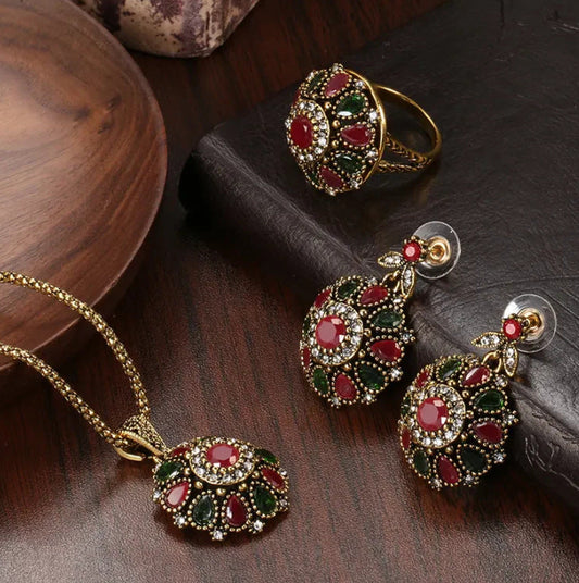 Beautiful Set with Unique Style
