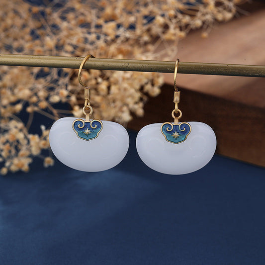 Beautiful Gold Earring with Unique Style