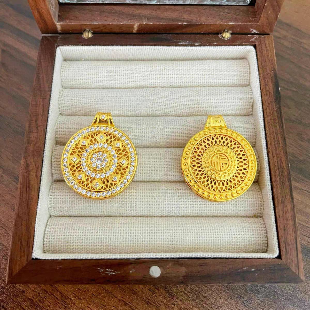 Stunning Piece for Daily Wear