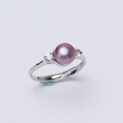 Classic Pearl Ring with Timeless Appeal