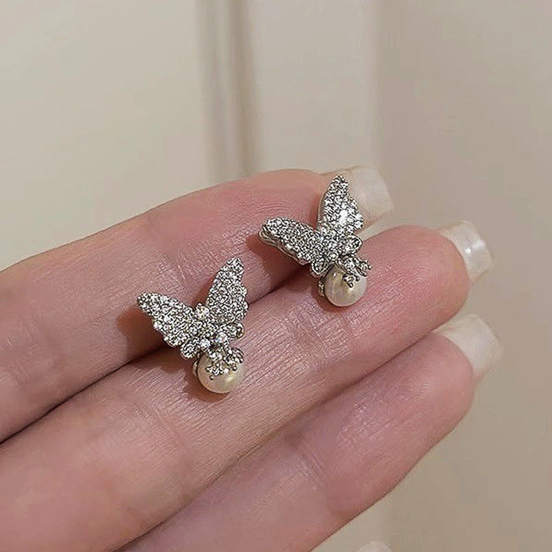 Delicate Artisan Pearl Earring