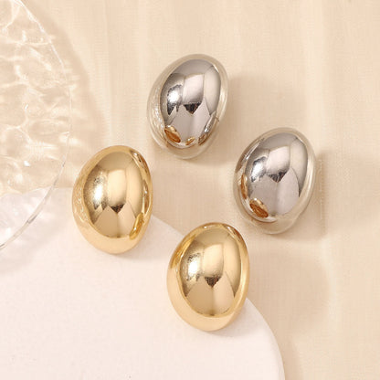 Classic Earring with Timeless Appeal